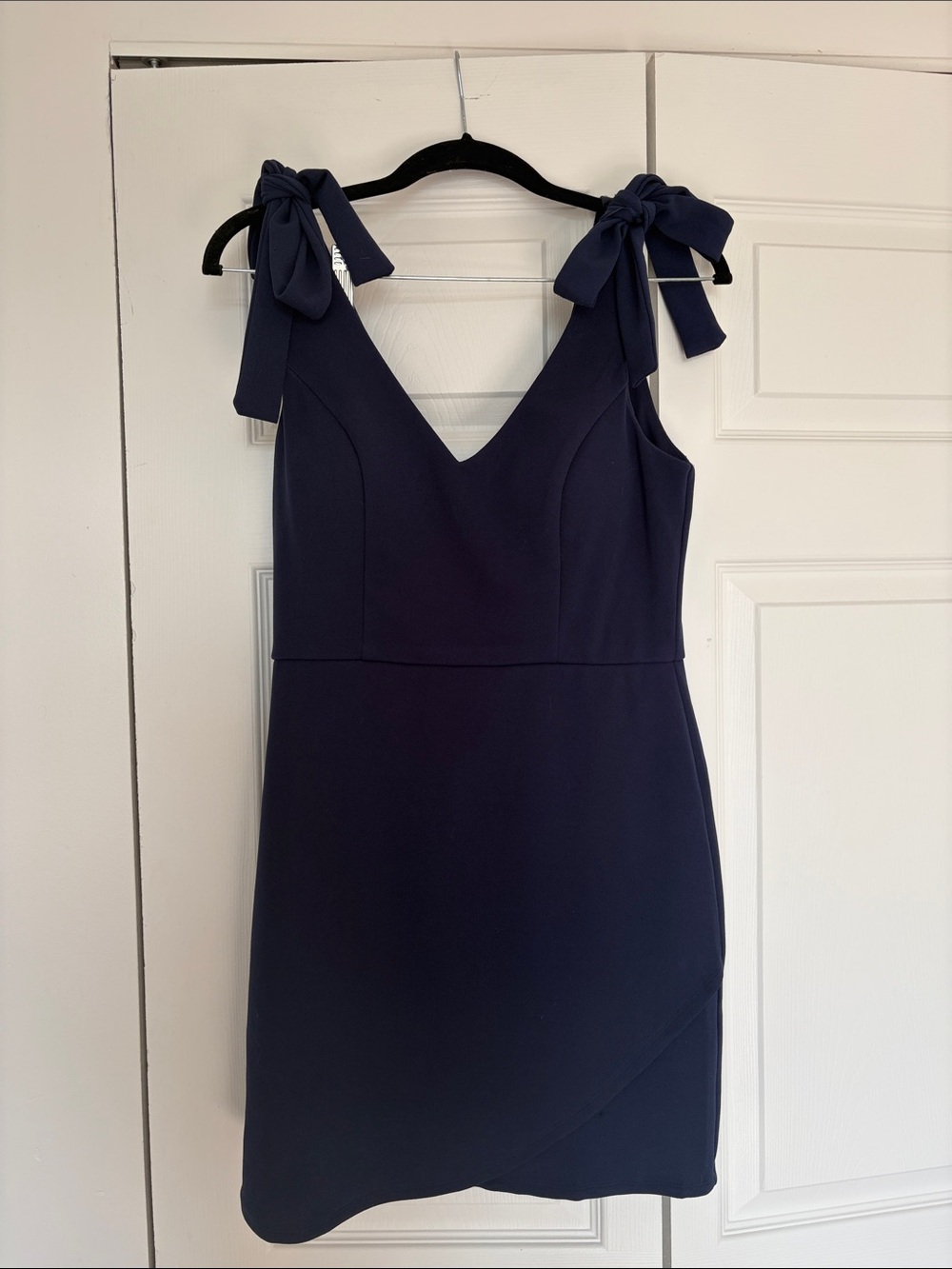 Francesca's Sleeveless Navy Tie-Shoulder V-Neck Dress